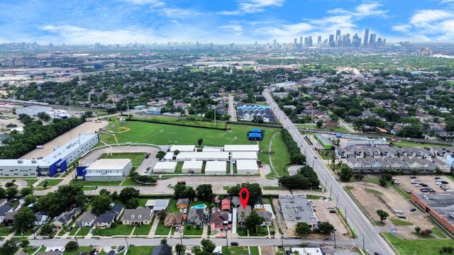 1218 Des Jardines Street, Houston, TX 77023