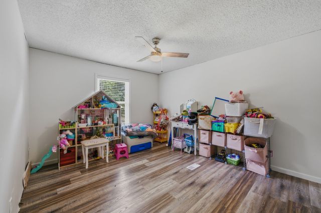 1230 Poplar Ridge Rd, Chapmansboro, TN 37035
