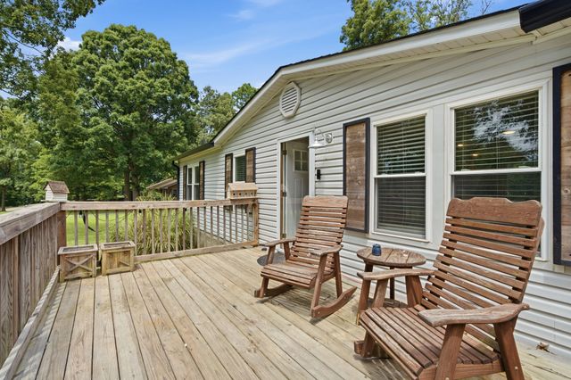 1230 Poplar Ridge Rd, Chapmansboro, TN 37035