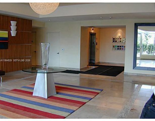 3180 SW 22nd Ter 607, Miami, FL 33145