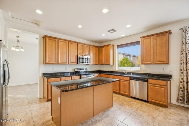 1108 E ZESTA Lane, Gilbert, AZ 85297