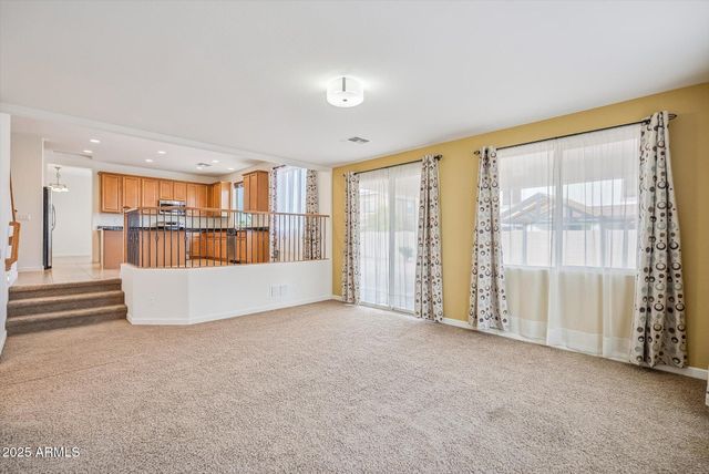 1108 E ZESTA Lane, Gilbert, AZ 85297