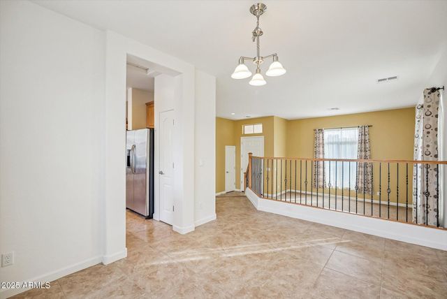 1108 E ZESTA Lane, Gilbert, AZ 85297