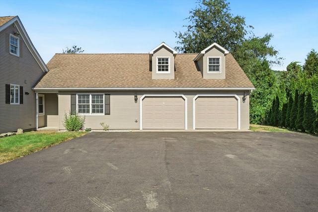 129 Upper Hampden Rd, Monson, MA 01057