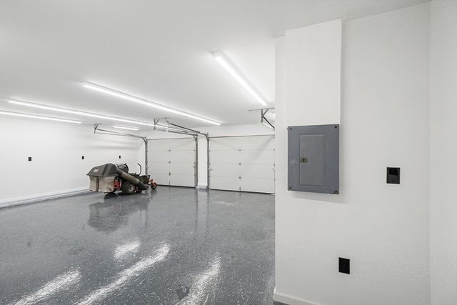 129 Upper Hampden Rd, Monson, MA 01057