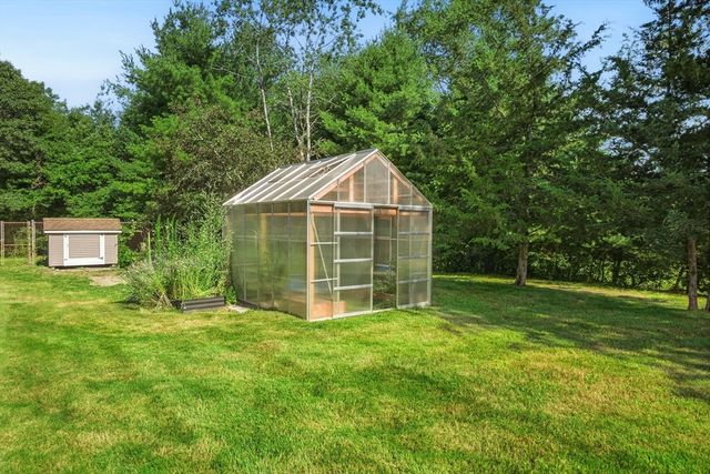 129 Upper Hampden Rd, Monson, MA 01057