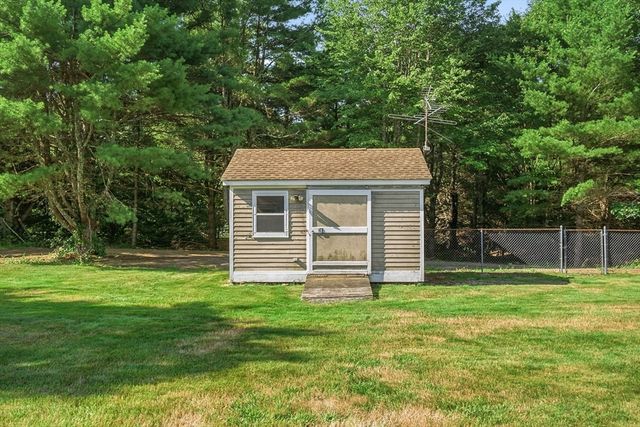 129 Upper Hampden Rd, Monson, MA 01057