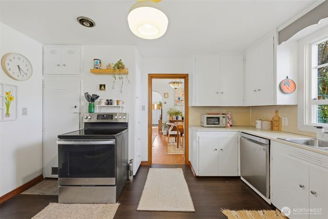 5102 N 44th Street, Tacoma, WA 98407