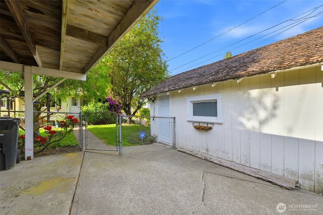 5102 N 44th Street, Tacoma, WA 98407