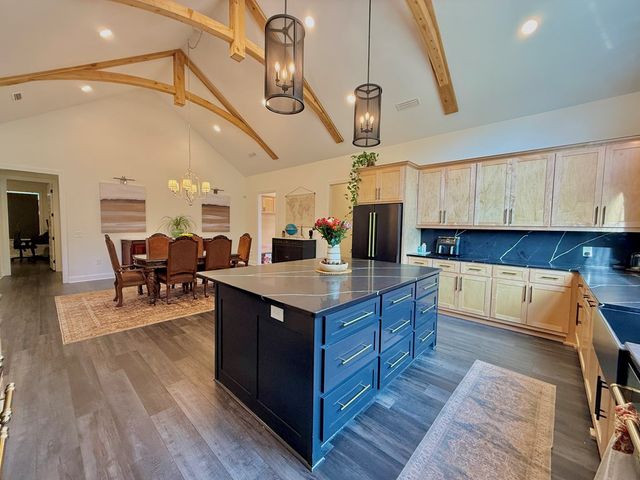 1890 N Co Rd 61, Hartford, AL 36344