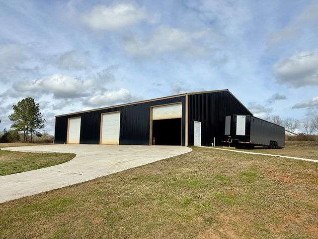 1890 N Co Rd 61, Hartford, AL 36344