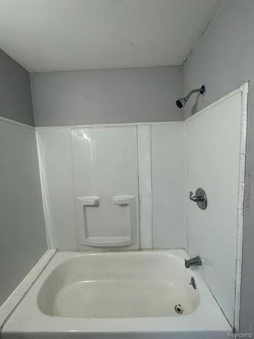 14200 Whitcomb Street, Detroit, MI 48227