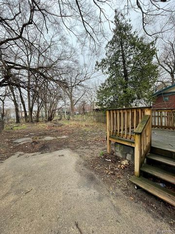 14200 Whitcomb Street, Detroit, MI 48227