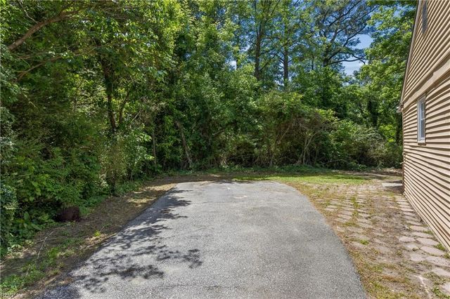 706 Maupin PL, Williamsburg, VA 23185