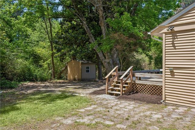 706 Maupin PL, Williamsburg, VA 23185