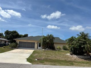 10123 BAY AVENUE, Englewood, FL 34224