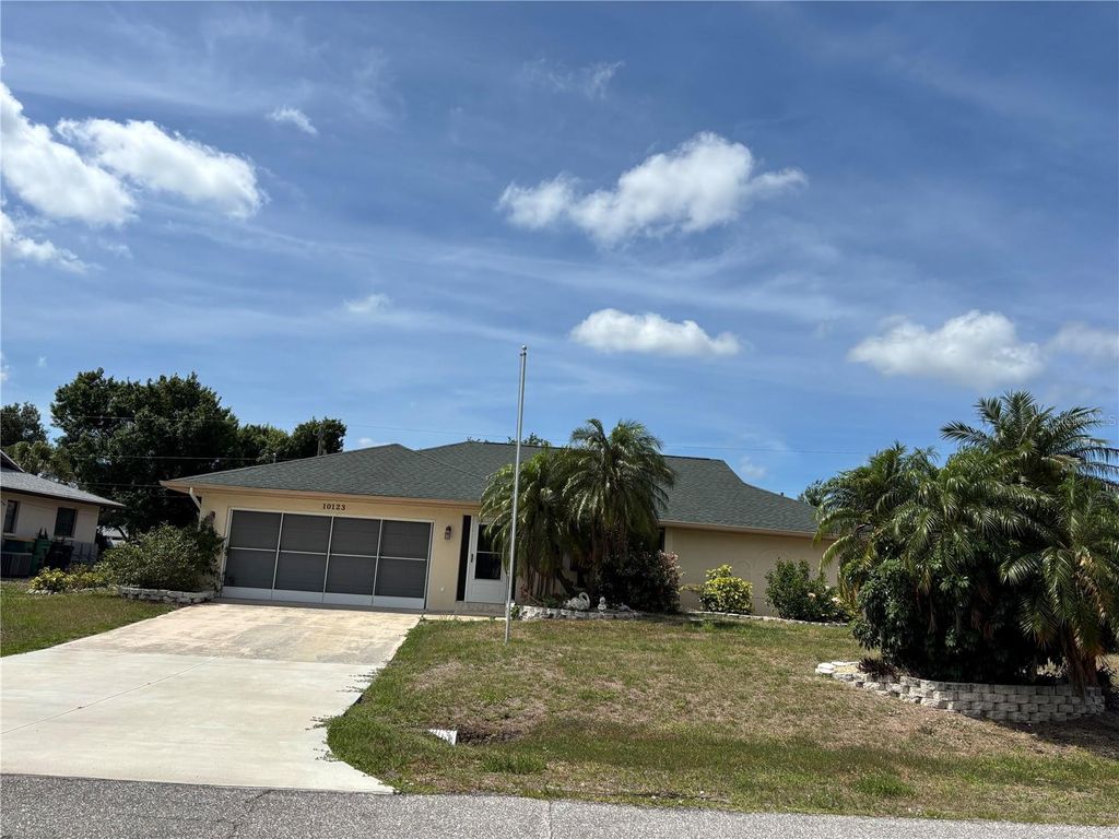 10123 BAY AVENUE, Englewood, FL 34224