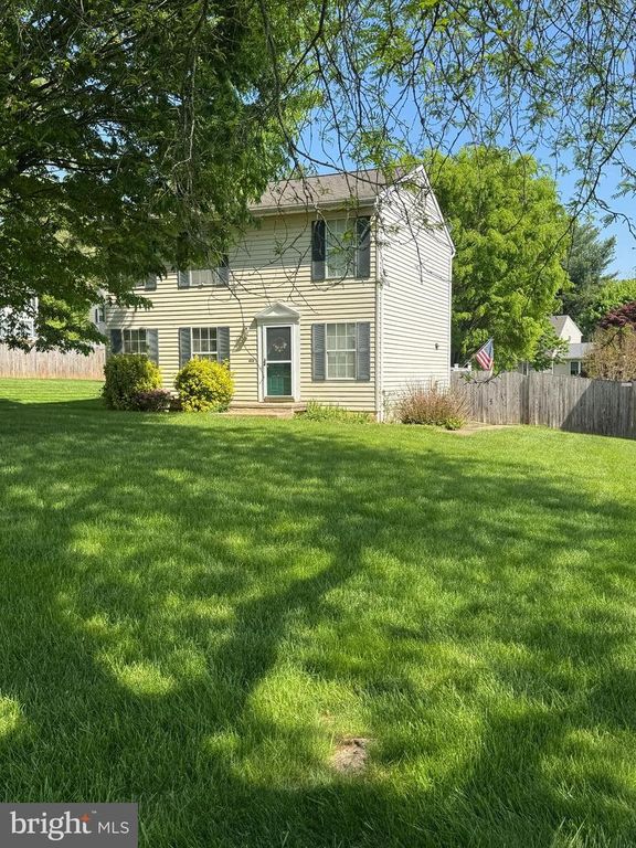 909 BLACK SPRUCE LN, Sykesville, MD 21784