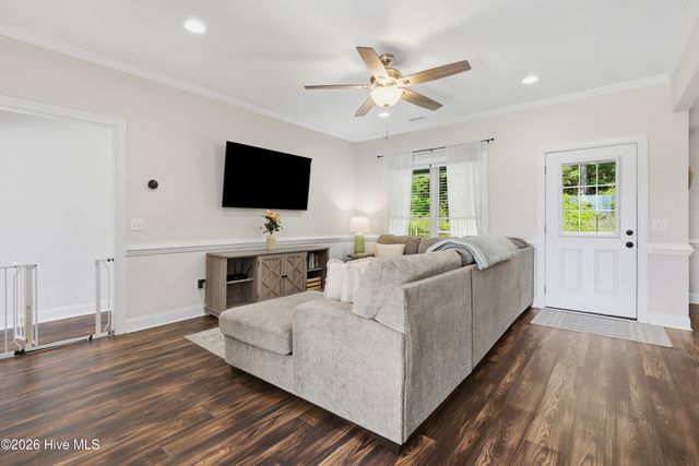830 Bright Leaf Road, Kinston, NC 28504