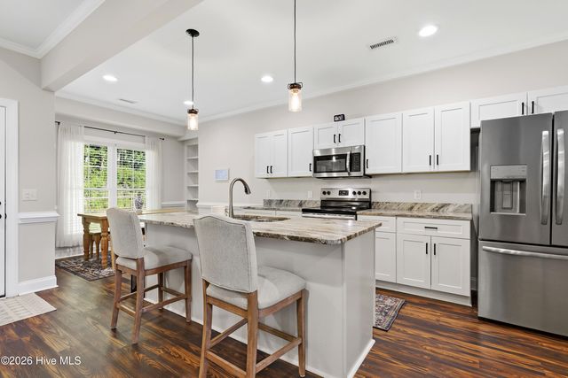 830 Bright Leaf Road, Kinston, NC 28504