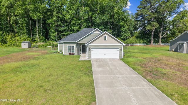 830 Bright Leaf Road, Kinston, NC 28504
