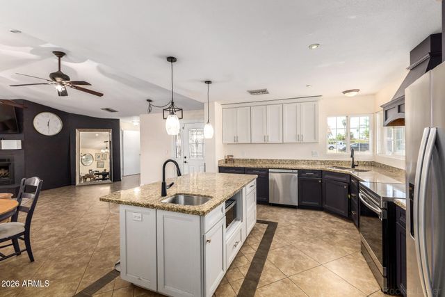 413 E ELLIS Drive, Tempe, AZ 85282