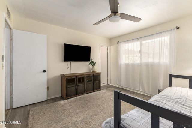 413 E ELLIS Drive, Tempe, AZ 85282