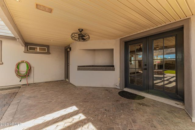 413 E ELLIS Drive, Tempe, AZ 85282