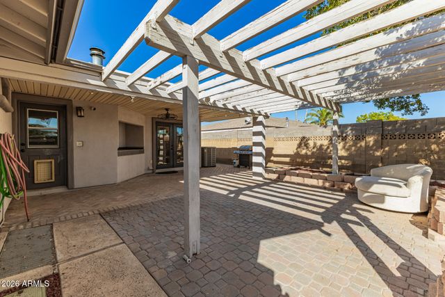 413 E ELLIS Drive, Tempe, AZ 85282