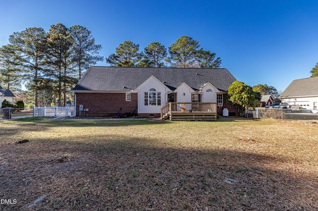 308 Hunters Creek Drive, Goldsboro, NC 27534