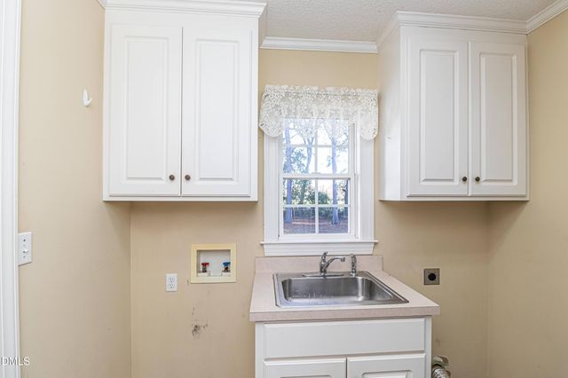 308 Hunters Creek Drive, Goldsboro, NC 27534