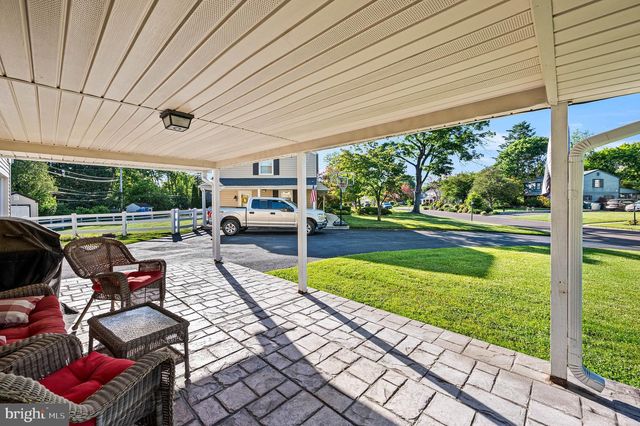 4035 FAIRWAY RD, Lafayette Hill, PA 19444