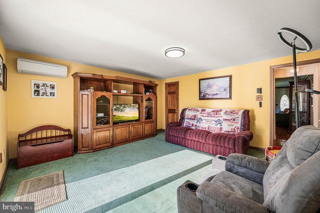 4035 FAIRWAY RD, Lafayette Hill, PA 19444