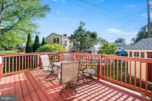 4035 FAIRWAY RD, Lafayette Hill, PA 19444