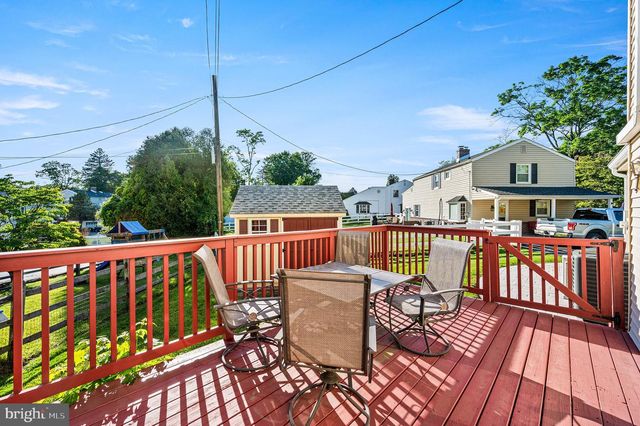 4035 FAIRWAY RD, Lafayette Hill, PA 19444