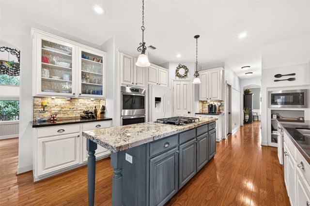 2523 Old South Drive, Richmond, TX 77406