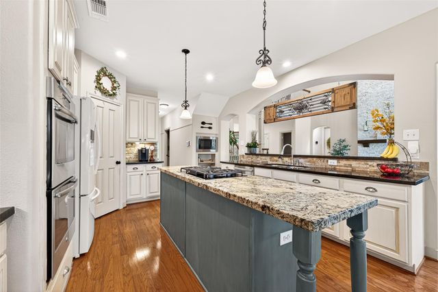 2523 Old South Drive, Richmond, TX 77406