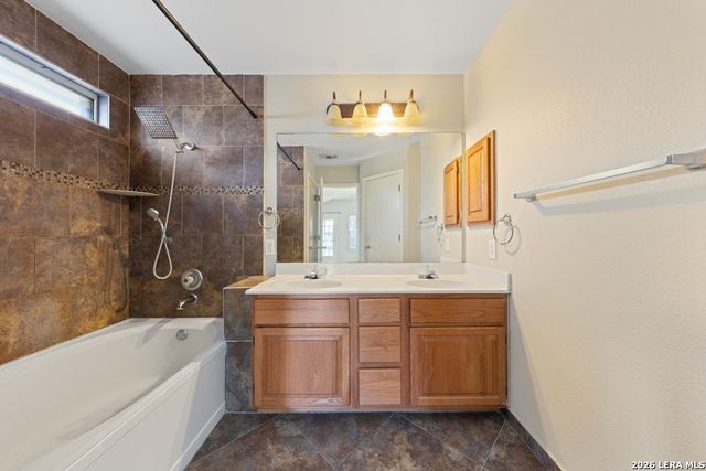 5402 STORMY TRL, San Antonio, TX 78247