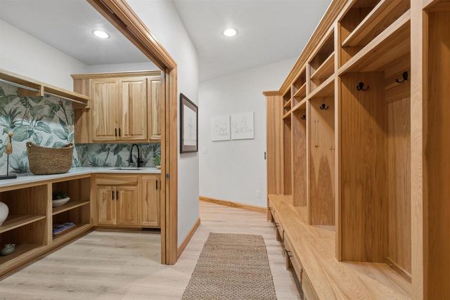 2870 SLEEPY HOLLOW DRIVE, Green Bay, WI 54311