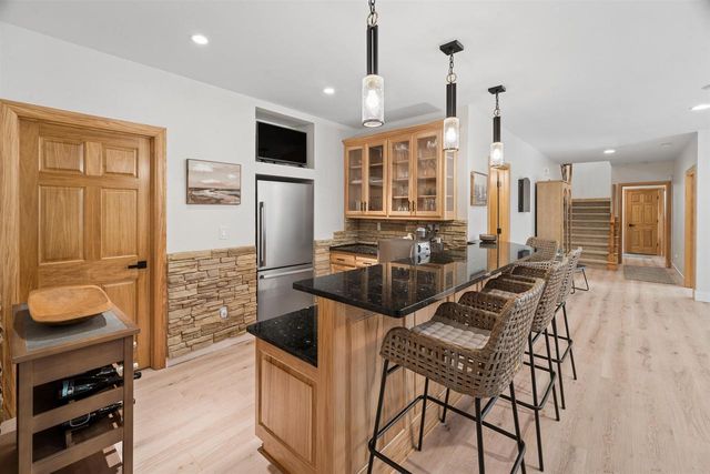 2870 SLEEPY HOLLOW DRIVE, Green Bay, WI 54311
