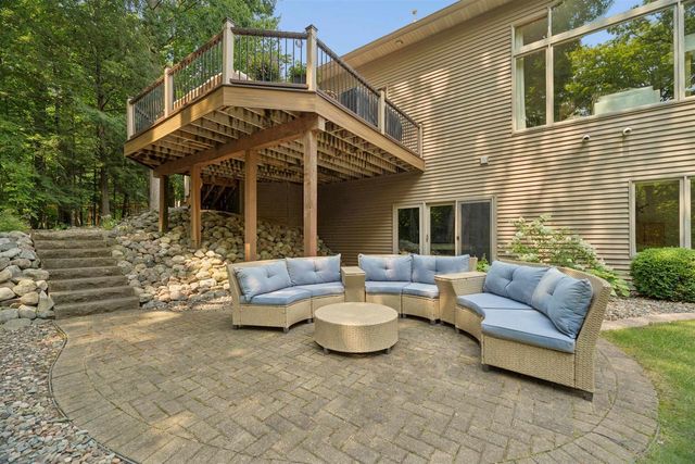 2870 SLEEPY HOLLOW DRIVE, Green Bay, WI 54311