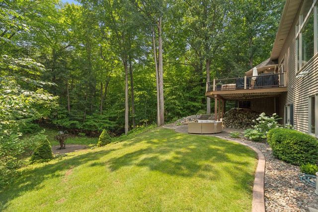 2870 SLEEPY HOLLOW DRIVE, Green Bay, WI 54311