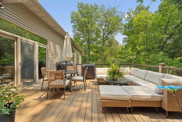 2870 SLEEPY HOLLOW DRIVE, Green Bay, WI 54311