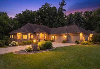 2870 SLEEPY HOLLOW DRIVE, Green Bay, WI 54311