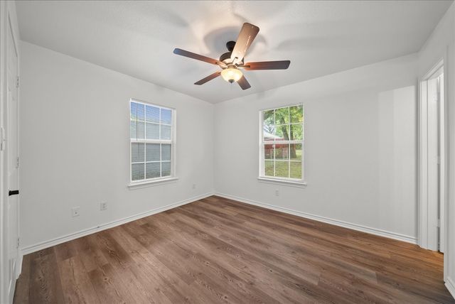 404 W Day Street, Denison, TX 75020