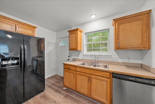 404 W Day Street, Denison, TX 75020