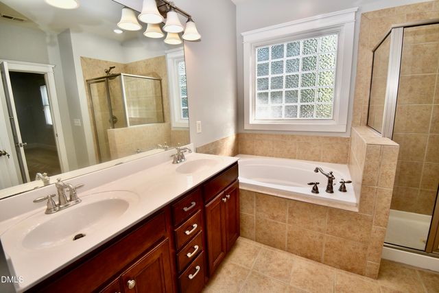 101 Olivepark Drive, Holly Springs, NC 27540