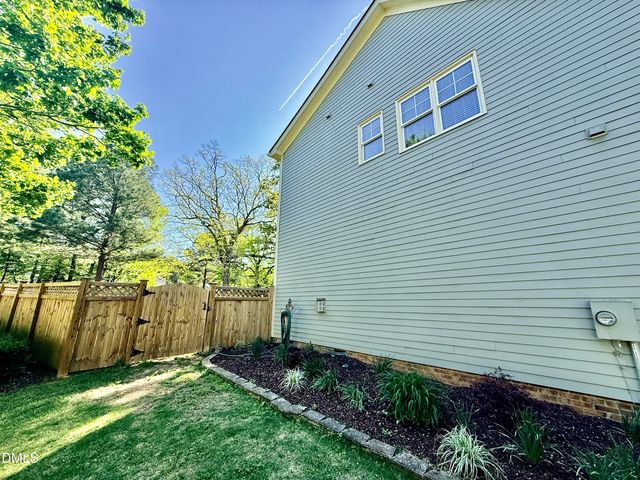 101 Olivepark Drive, Holly Springs, NC 27540