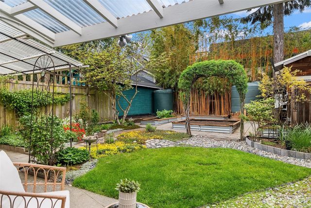 808 NW 64th Street, Seattle, WA 98107