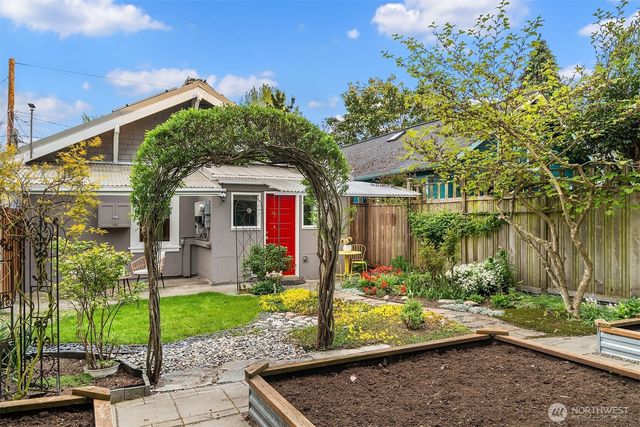 808 NW 64th Street, Seattle, WA 98107